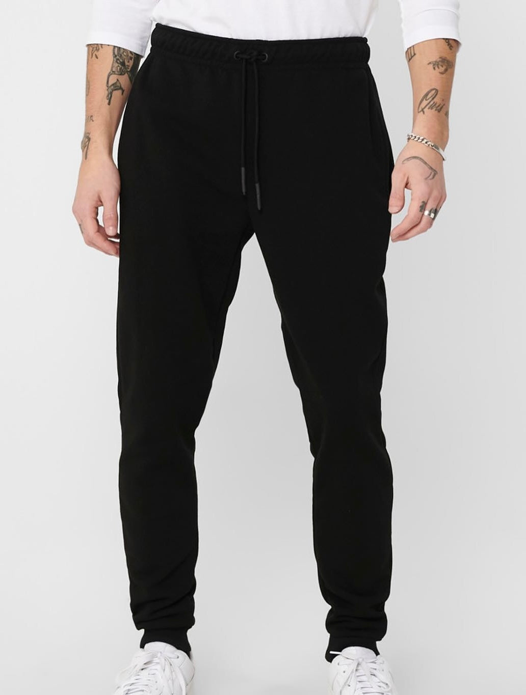 SWEATPANTS