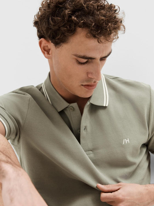 Polo Selected